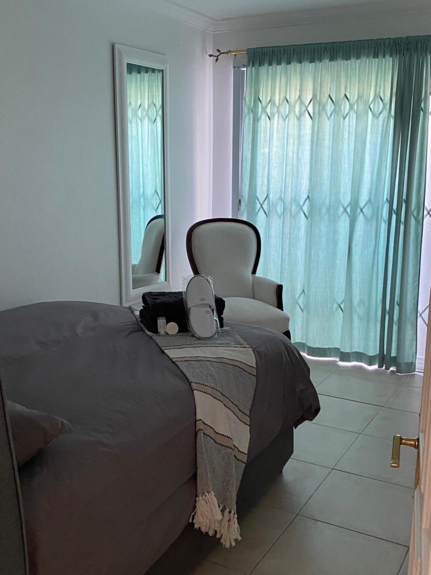 Bed And Breakfast Villa Livadia 开普敦 外观 照片